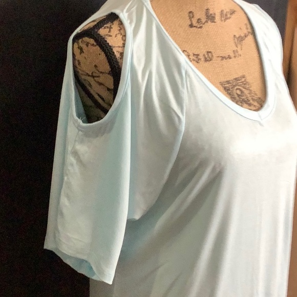 Top - Picture 4 of 7